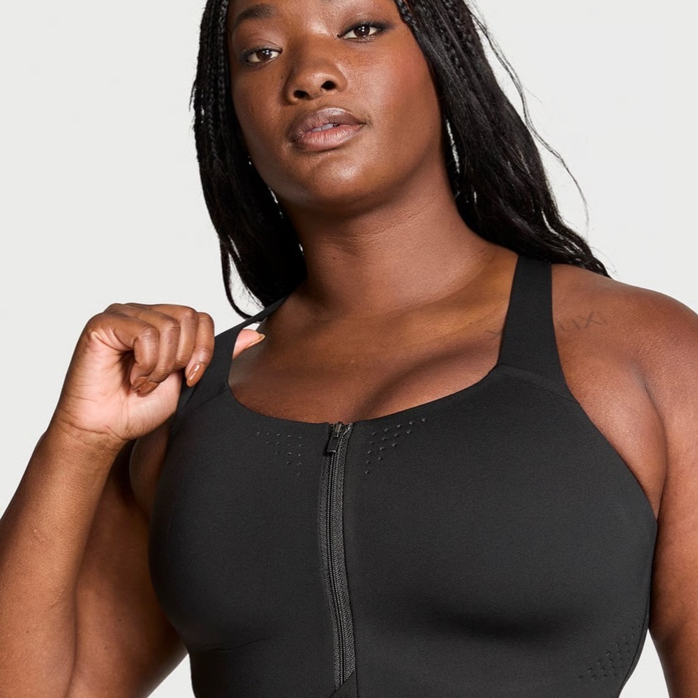 Victoria's Secret Black Front-Zip Sports Bra 40C